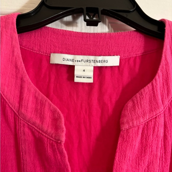 DIANE VON FURSTENBERG Esti Ombre Gauze Top in Beet with Roll Up Sleeves - Picture 8 of 9